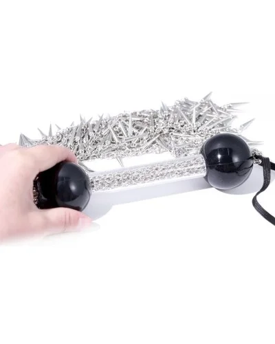 Martinet avec pointes métal Dominator 50cm sextoys et accessoires sur La Boutique du Hard