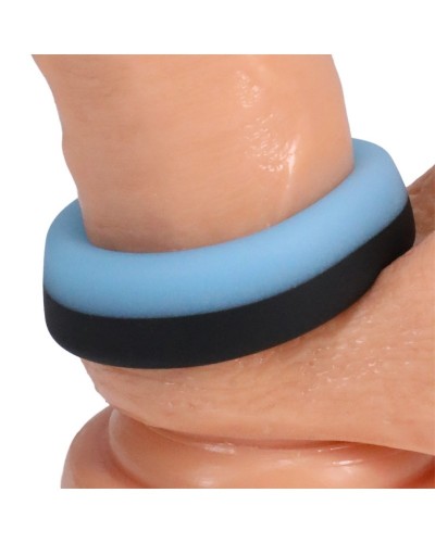 Cockring Phosphorescent The Big O 32 mm Noir-Bleu ciel sextoys et accessoires sur La Boutique du Hard